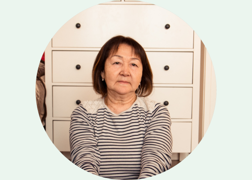 Portait einer etwa 60-Jährigen Frau