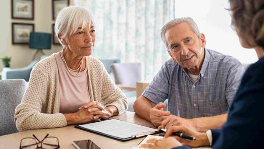 Bild einer Pflegeberatung zu Hause